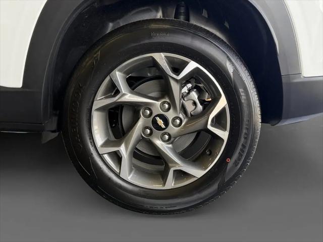 2026 Chevrolet Trax FWD LT