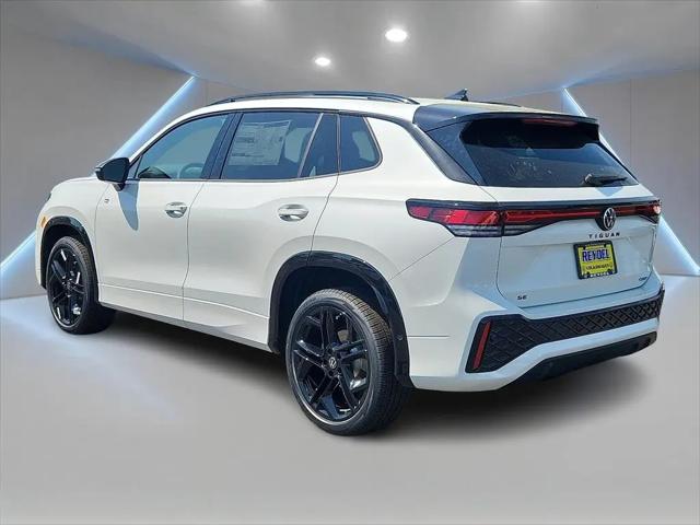 2026 Volkswagen Tiguan SE R-Line Black