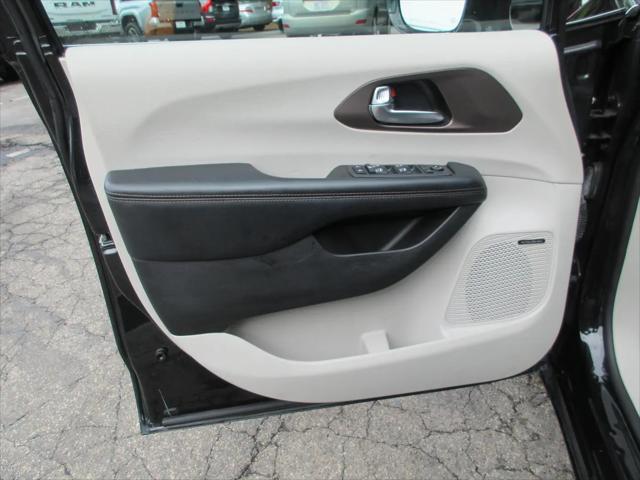 2019 Chrysler Pacifica Touring L Plus