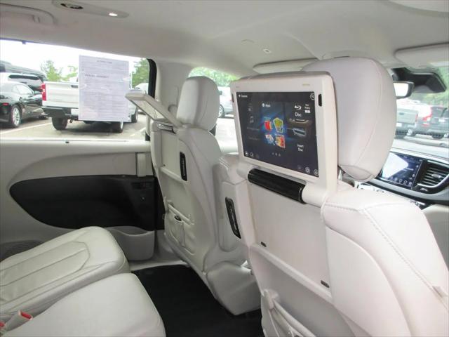 2019 Chrysler Pacifica Touring L Plus