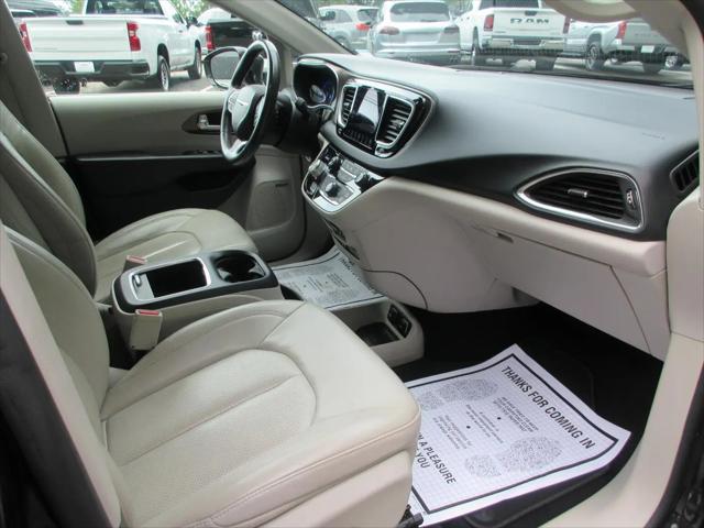 2019 Chrysler Pacifica Touring L Plus