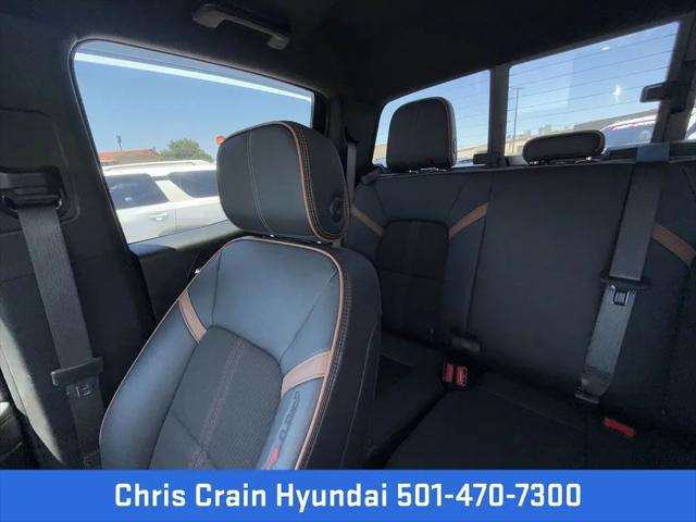 2024 GMC Canyon 4WD AT4