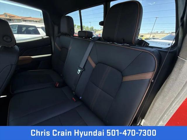 2024 GMC Canyon 4WD AT4