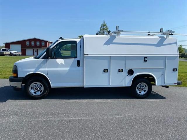 2021 GMC Savana Cutaway Work Van