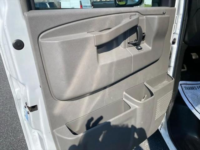 2021 GMC Savana Cutaway Work Van