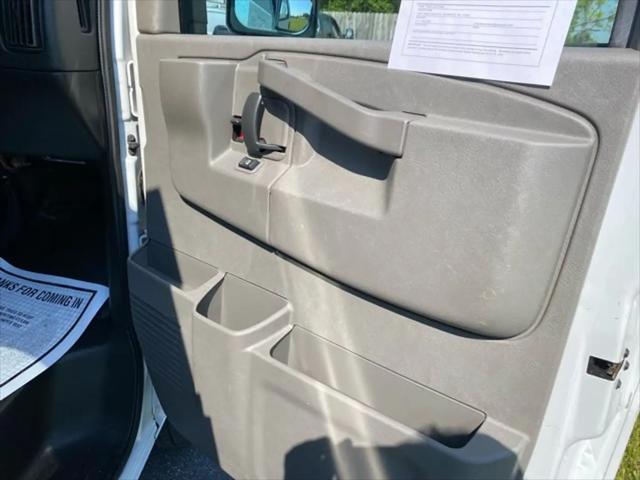 2021 GMC Savana Cutaway Work Van
