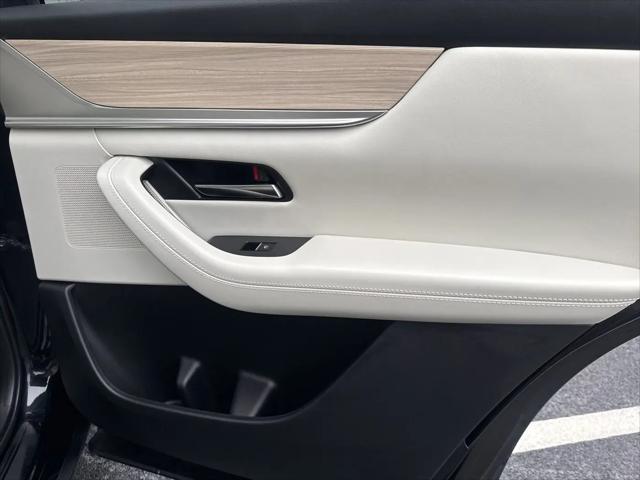 2025 Mazda X-90 Premium Plus Package