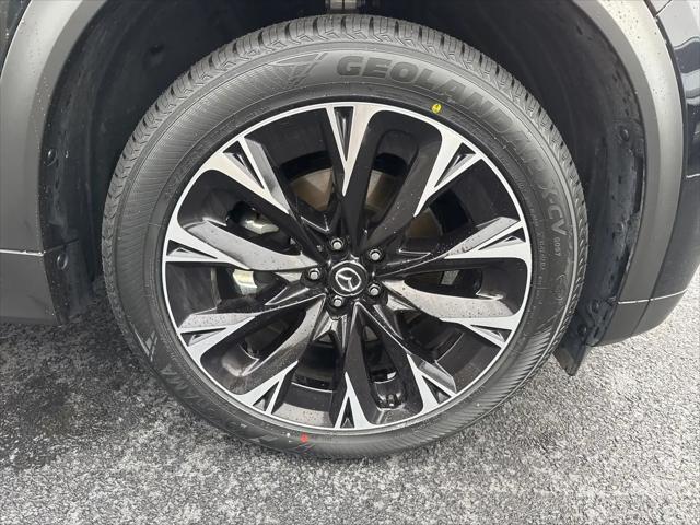 2025 Mazda X-90 Premium Plus Package