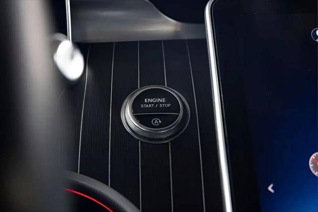 2023 Mercedes-Benz C-CLASS C 300 4MATIC Sedan