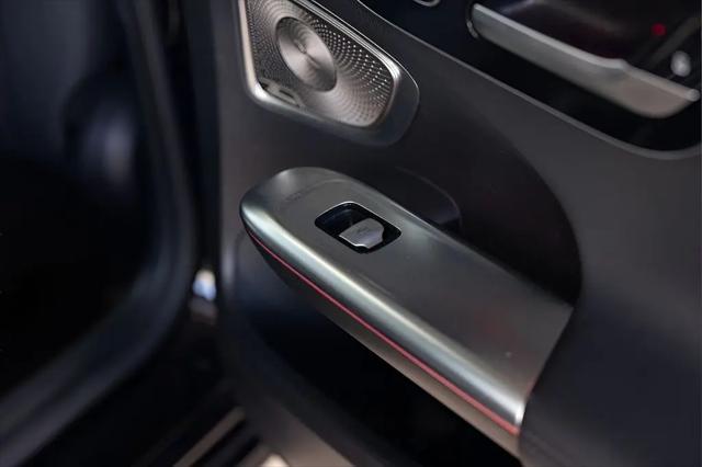 2023 Mercedes-Benz C-CLASS C 300 4MATIC Sedan