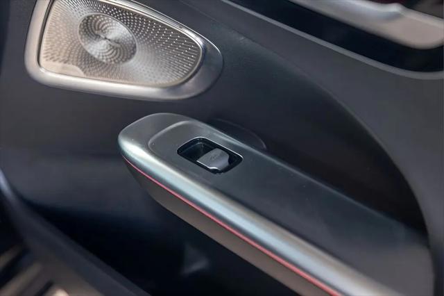 2023 Mercedes-Benz C-CLASS C 300 4MATIC Sedan