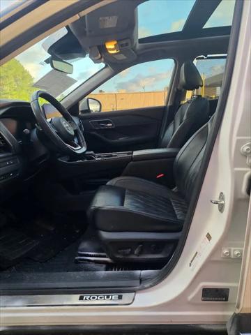 2022 Nissan Rogue Platinum FWD