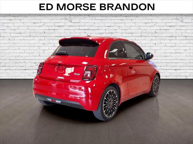 2024 Fiat 500e INSPI(RED) FWD