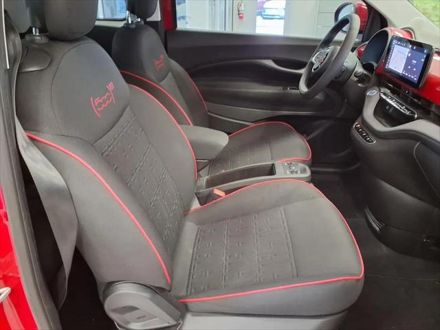 2024 Fiat 500e INSPI(RED) FWD