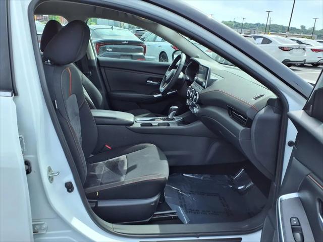 2024 Nissan Sentra SR Xtronic CVT