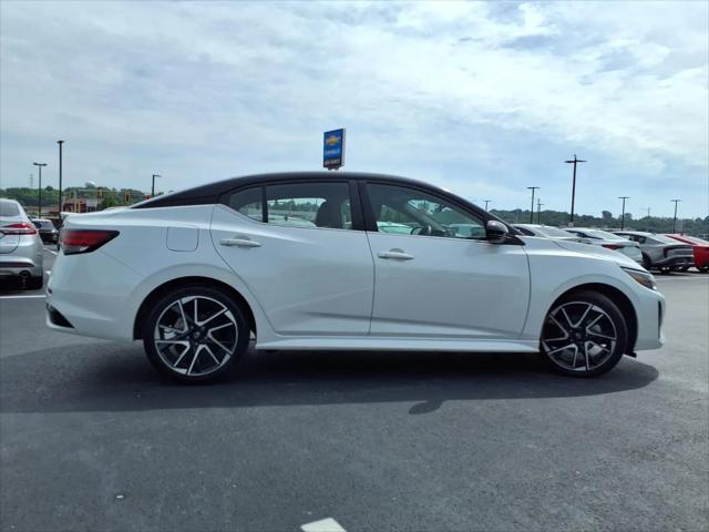 2024 Nissan Sentra SR Xtronic CVT