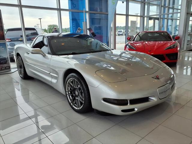 2004 Chevrolet Corvette Base