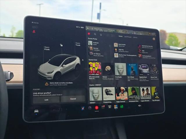 2025 Tesla Model Y Long Range Dual Motor Rear-Wheel Drive