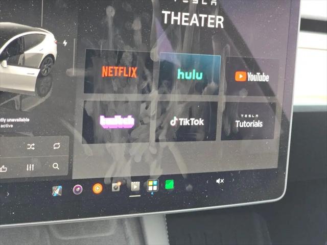 2025 Tesla Model Y Long Range Dual Motor Rear-Wheel Drive