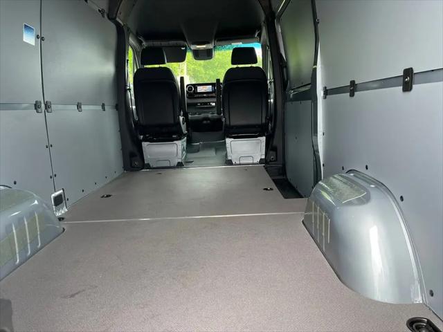 2025 Mercedes-Benz Sprinter 2500 Standard Roof 4-Cyl Diesel HO