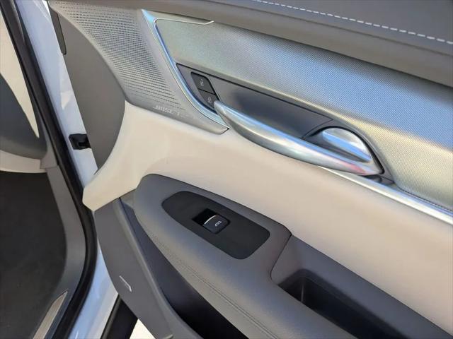 2024 Cadillac XT5 FWD Premium Luxury