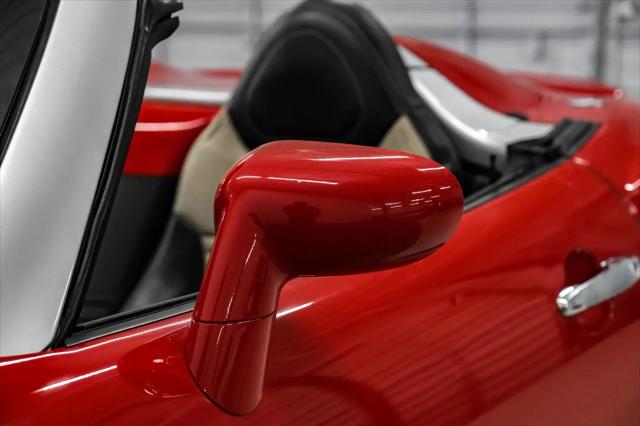 2009 Saturn Sky Red Line