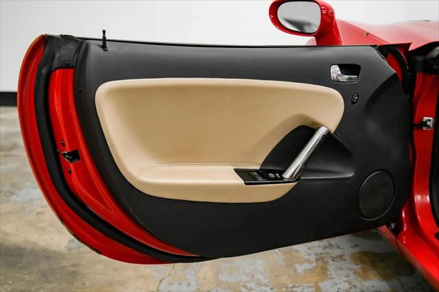 2009 Saturn Sky Red Line