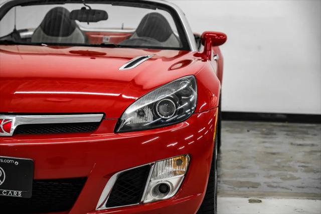 2009 Saturn Sky Red Line
