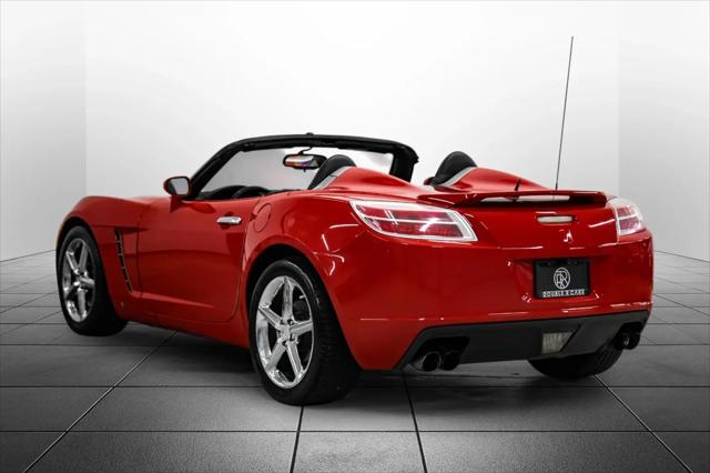 2009 Saturn Sky Red Line