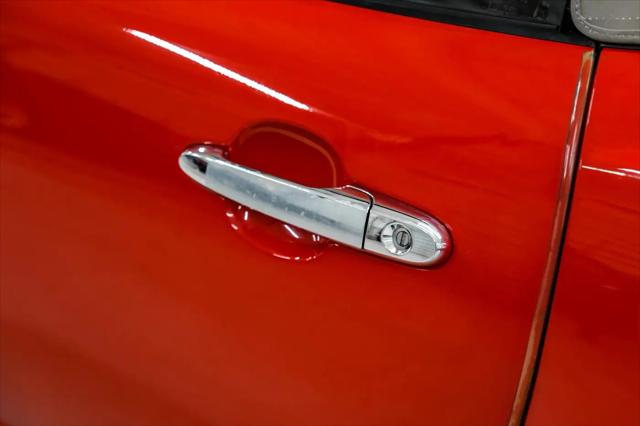 2009 Saturn Sky Red Line