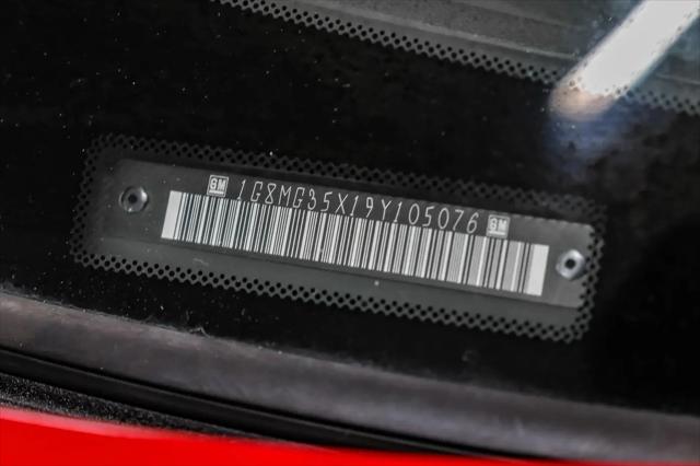 2009 Saturn Sky Red Line