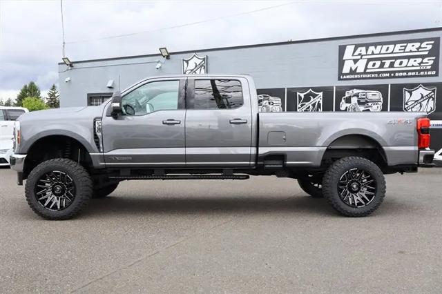 2025 Ford F-350 LARIAT