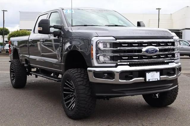 2025 Ford F-350 LARIAT