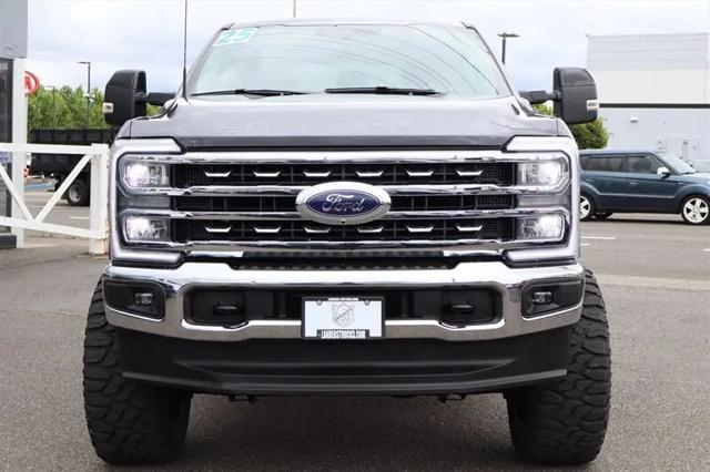 2025 Ford F-350 LARIAT