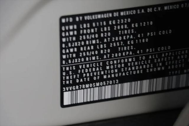 2025 Volkswagen Tiguan 2.0T SE R-Line Black