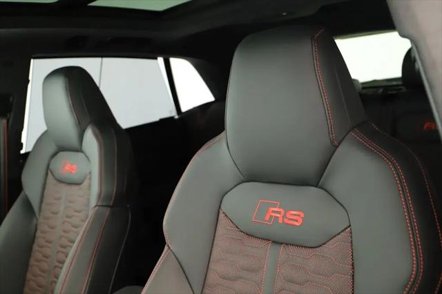 2026 Audi RS Q8 performance quattro tiptronic