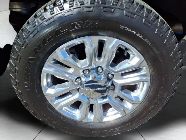 2022 GMC Sierra 2500HD 4WD Crew Cab Standard Bed Denali
