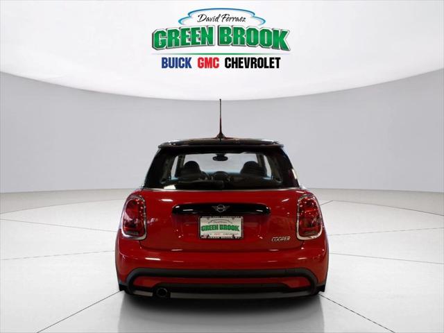 2023 MINI Hardtop Cooper