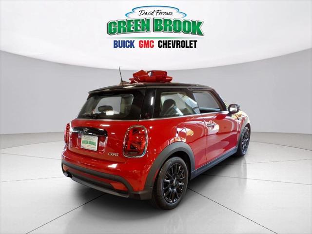 2023 MINI Hardtop Cooper