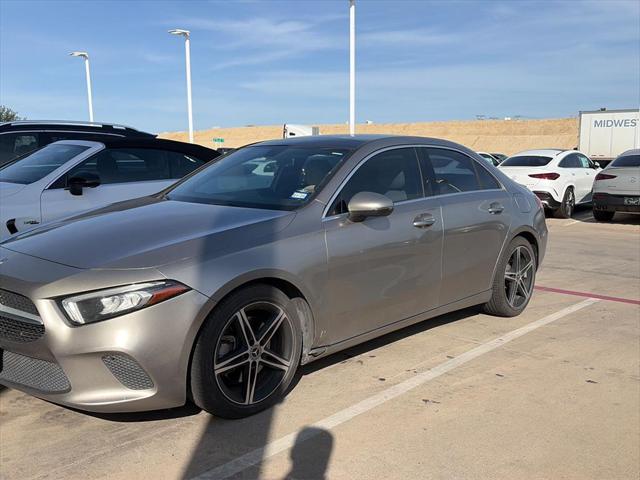2020 Mercedes-Benz A 220 A 220 SEDAN