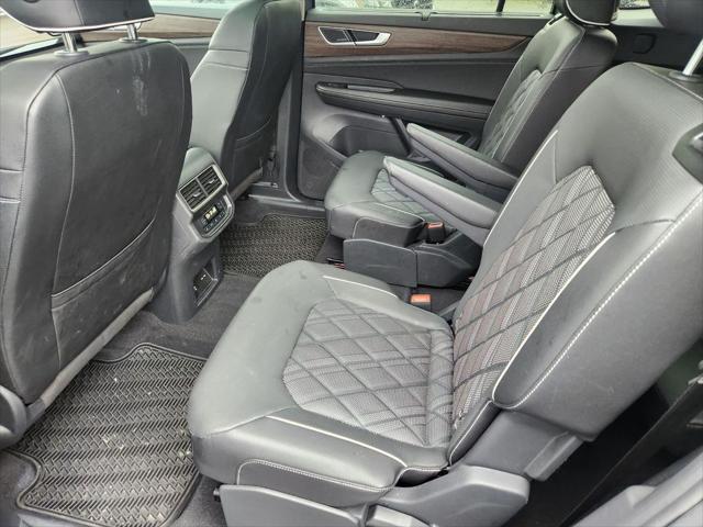 2026 Volkswagen Atlas SEL Premium R-Line