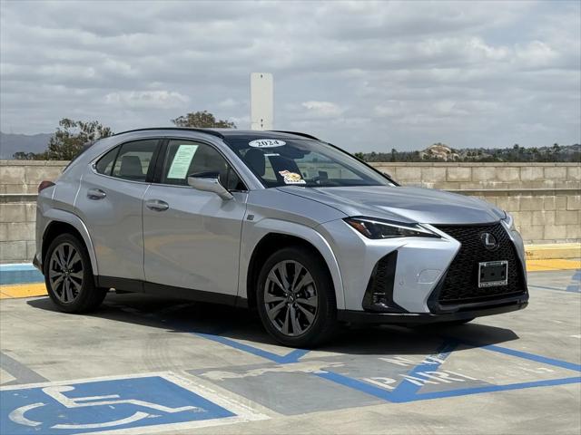 2024 Lexus UX 250h F SPORT Design