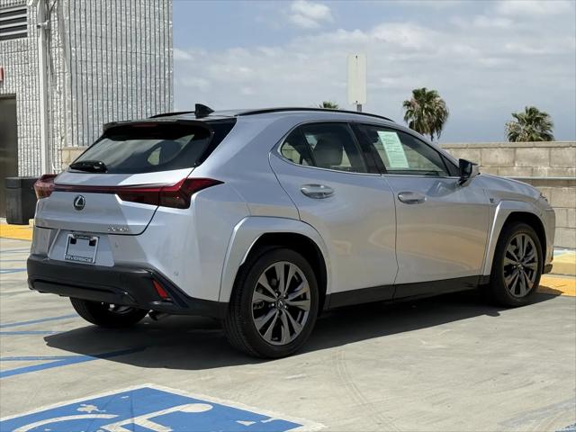 2024 Lexus UX 250h F SPORT Design