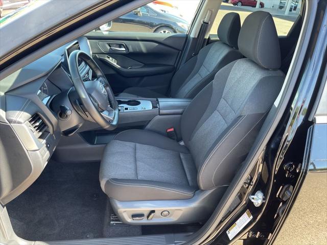 2025 Nissan Rogue SV FWD