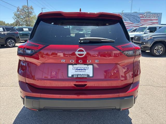 2025 Nissan Rogue SV FWD