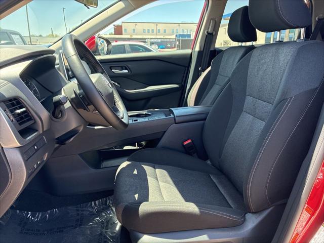 2025 Nissan Rogue SV FWD