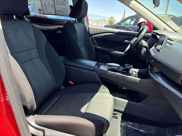 2025 Nissan Rogue SV FWD
