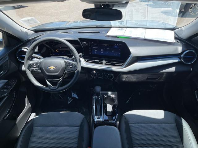 2025 Chevrolet Trax FWD LT
