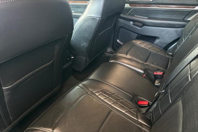 2019 Ford Explorer Platinum