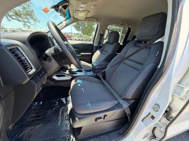 2024 Nissan Frontier Crew Cab SV 4x4